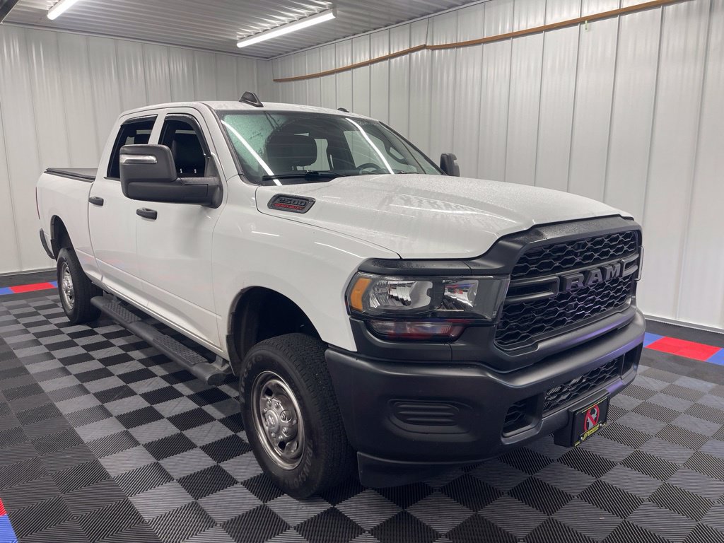 Used 2024 RAM 2500 Tradesman AWD/4WD image 3