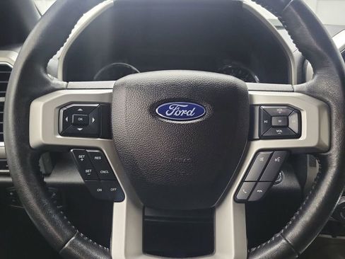 Used 2017 Ford F150 Lariat image 14