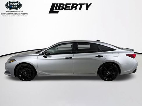 Used 2021 Toyota Avalon XSE FWD image 7