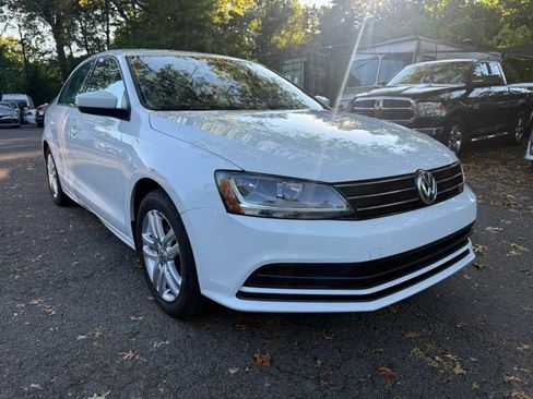 Used 2018 Volkswagen Jetta S FWD image 3