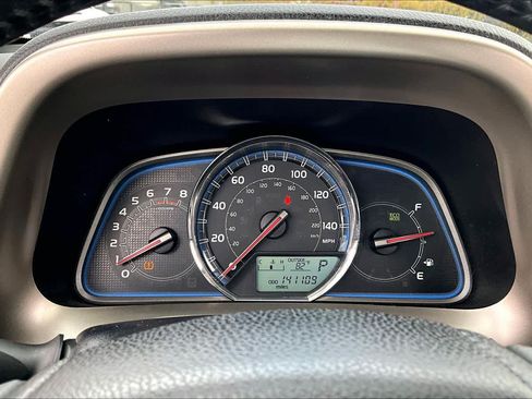 Used 2014 Toyota RAV4 Limited w/ Technology Package FWD image 26