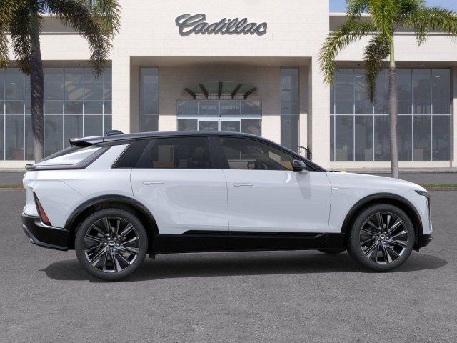 New 2027 Cadillac Lyriq Signature Sport RWD image 5