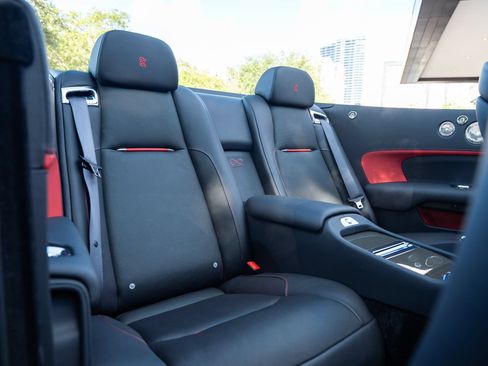 Certified 2021 Rolls-Royce Dawn RWD image 24