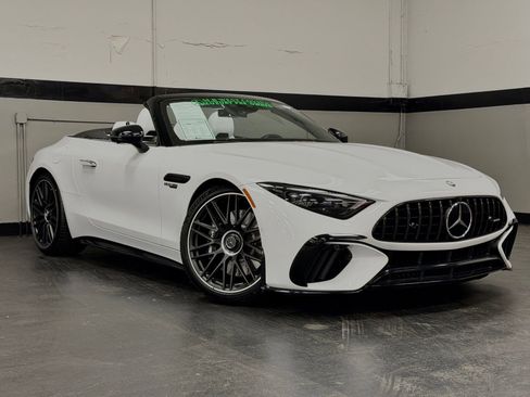 Used 2024 Mercedes-Benz SL 63 AMG 4MATIC image 2