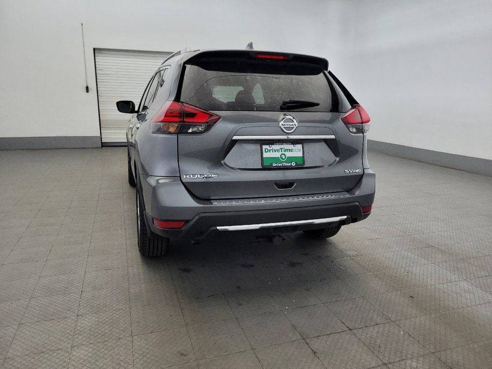 Used 2017 Nissan Rogue SV AWD/4WD image 6