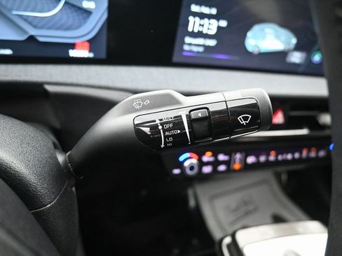 Used 2024 Kia EV6 Light image 19