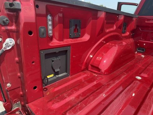 Used 2022 Ford F150 Lariat AWD/4WD image 34