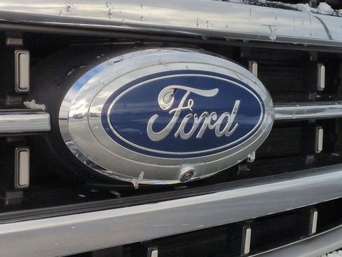 Used 2022 Ford F150 Lariat image 12