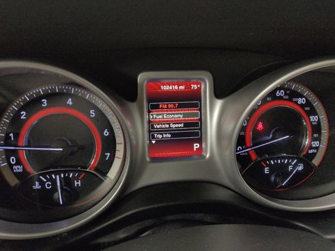 Used 2018 Dodge Journey SXT w/ Connectivity Group FWD image 23