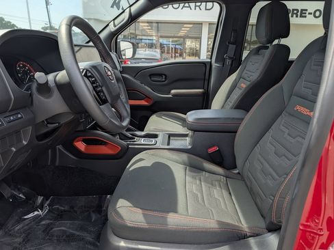 Used 2026 Nissan Frontier PRO-4X AWD/4WD image 29