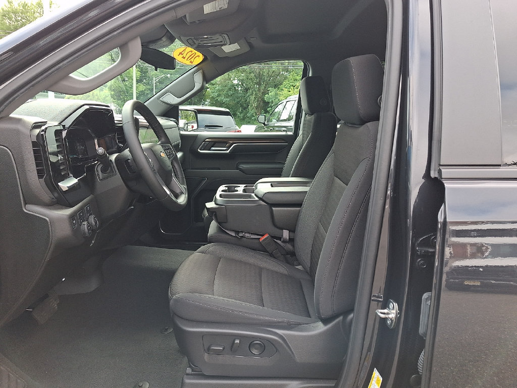 Certified 2024 Chevrolet Silverado 1500 LT AWD/4WD image 14