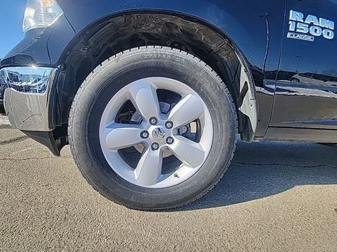 Used 2024 RAM 1500 Classic SLT AWD/4WD image 21
