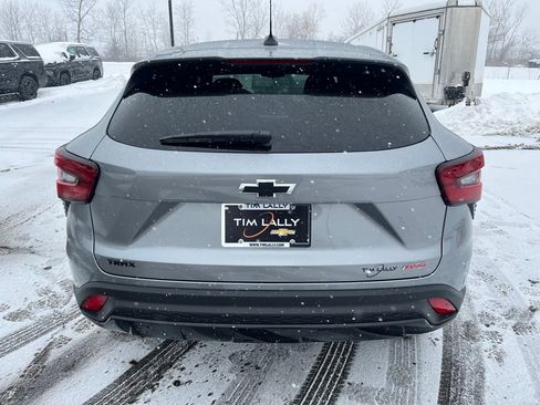 New 2026 Chevrolet Trax RS image 6