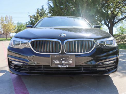 Used 2018 BMW 530e image 2