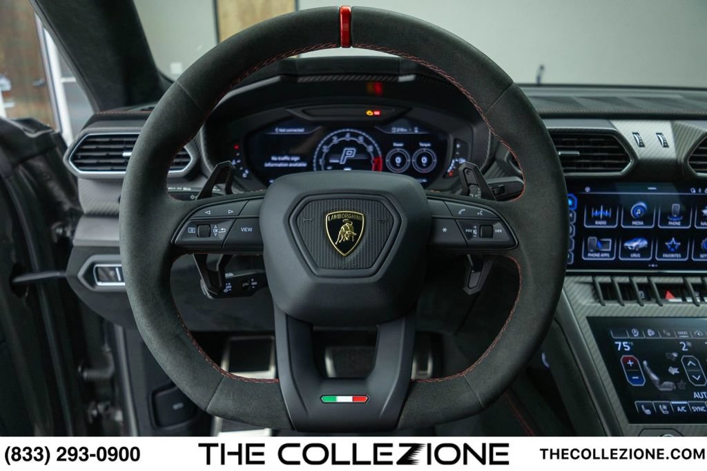 Used 2023 Lamborghini Urus Performante AWD/4WD image 57