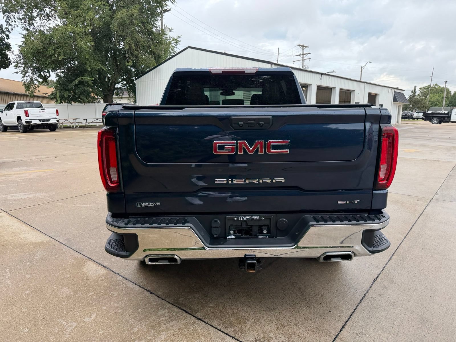 Used 2022 GMC Sierra 1500 SLT w/ SLT Premium Package AWD/4WD image 30