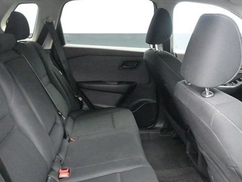 Used 2023 Nissan Rogue S AWD/4WD image 10