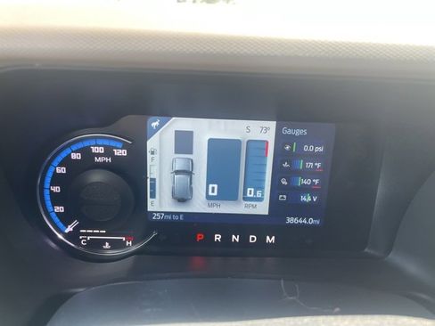 Used 2023 Ford Bronco Wildtrak image 24