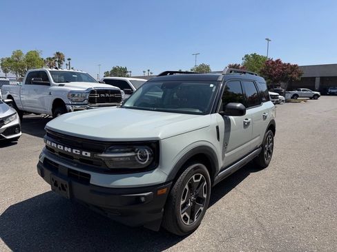 Used 2023 Ford Bronco Sport Outer Banks w/ Tech Package AWD/4WD image 1