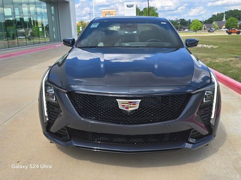 New 2026 Cadillac CT5 V RWD image 8