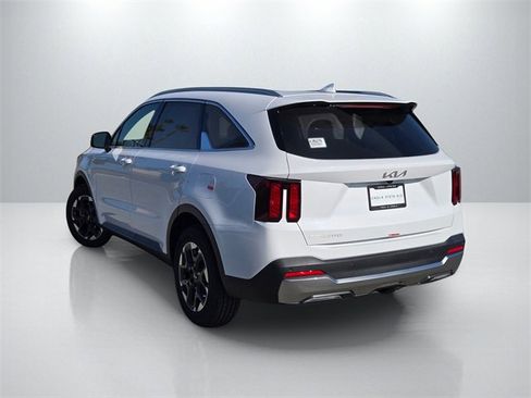New 2026 Kia Sorento S image 6