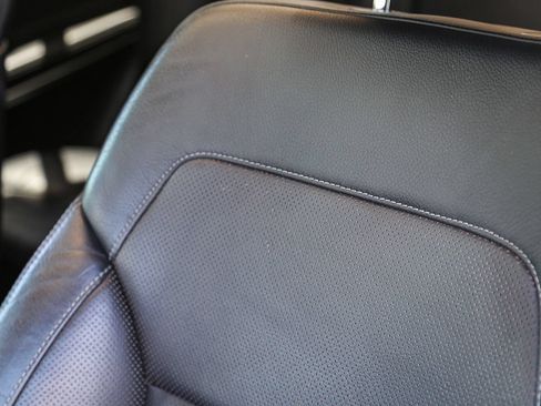 Used 2018 Mercedes-Benz GLS 550 4MATIC image 23