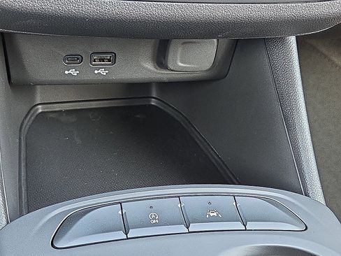 New 2026 Buick Envista Preferred image 19