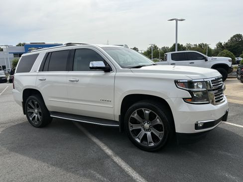Used 2015 Chevrolet Tahoe LTZ AWD/4WD image 6