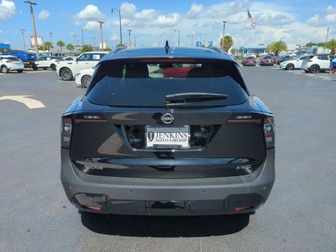 Certified 2025 Nissan Kicks SV w/ SV Premium Package AWD/4WD image 7