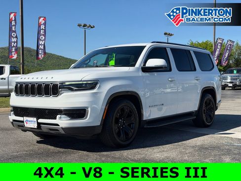 Used 2022 Jeep Wagoneer Series III image 2