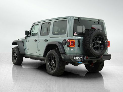 Used 2024 Jeep Wrangler Unlimited image 4