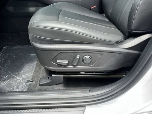 Used 2023 Kia Sorento S w/ Panoramic Sunroof Package FWD image 18
