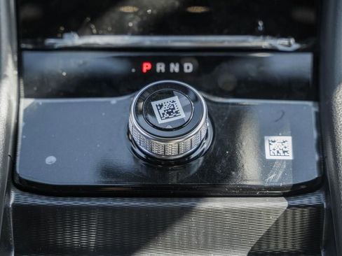 New 2025 Jeep Grand Cherokee L Altitude image 24