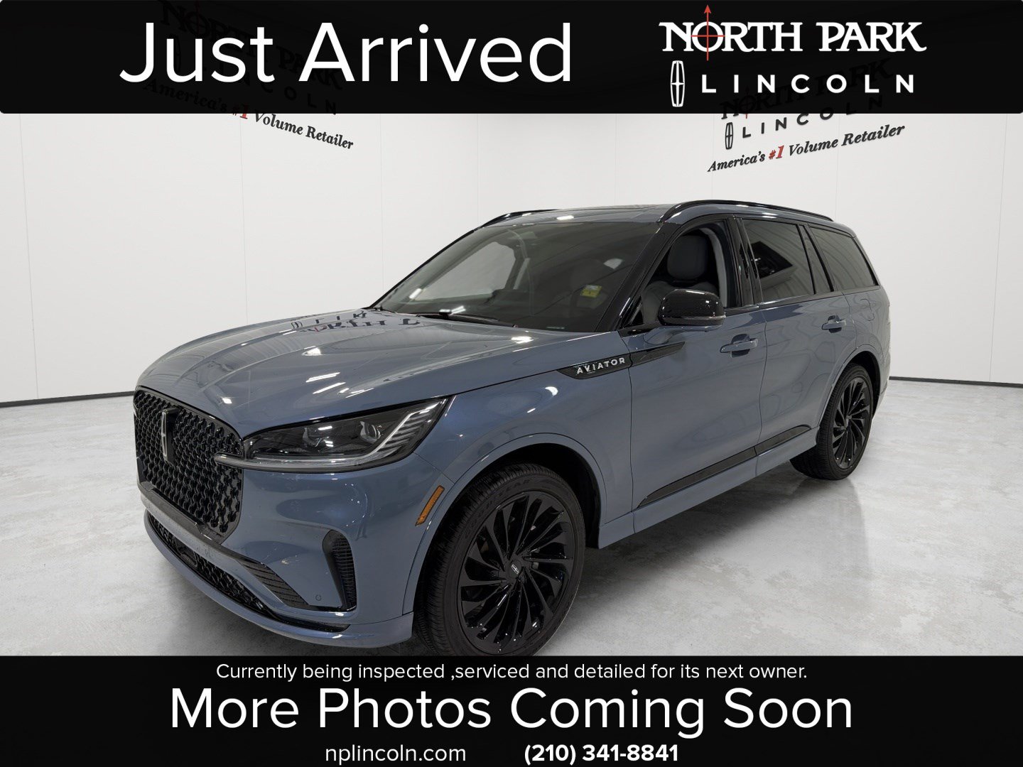 Used 2025 Lincoln Aviator Reserve w/ Equipment Group 201A AWD/4WD image 1