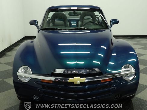 Used 2006 Chevrolet SSR w/ Preferred Equipment Group RWD image 16