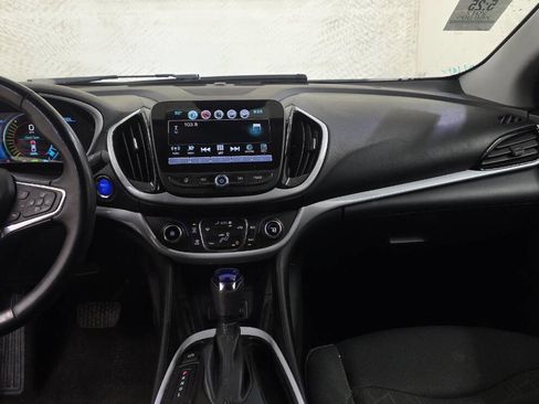 Used 2017 Chevrolet Volt LT image 14