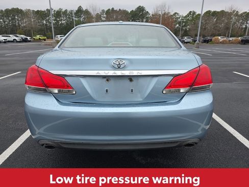 Used 2011 Toyota Avalon image 9