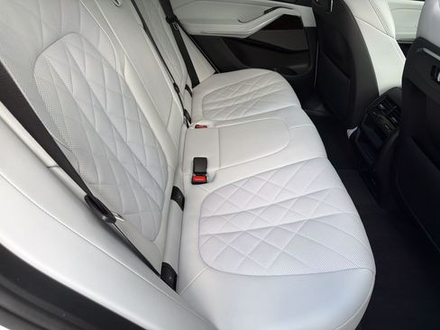 Used 2024 BMW X5 sDrive40i w/ Premium Package RWD image 33