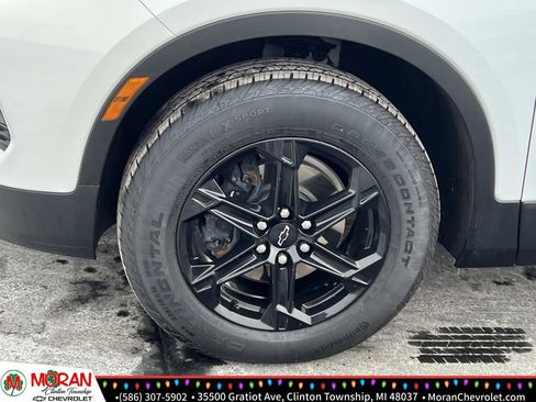 Certified 2024 Chevrolet Blazer LT w/ Convenience Package image 10