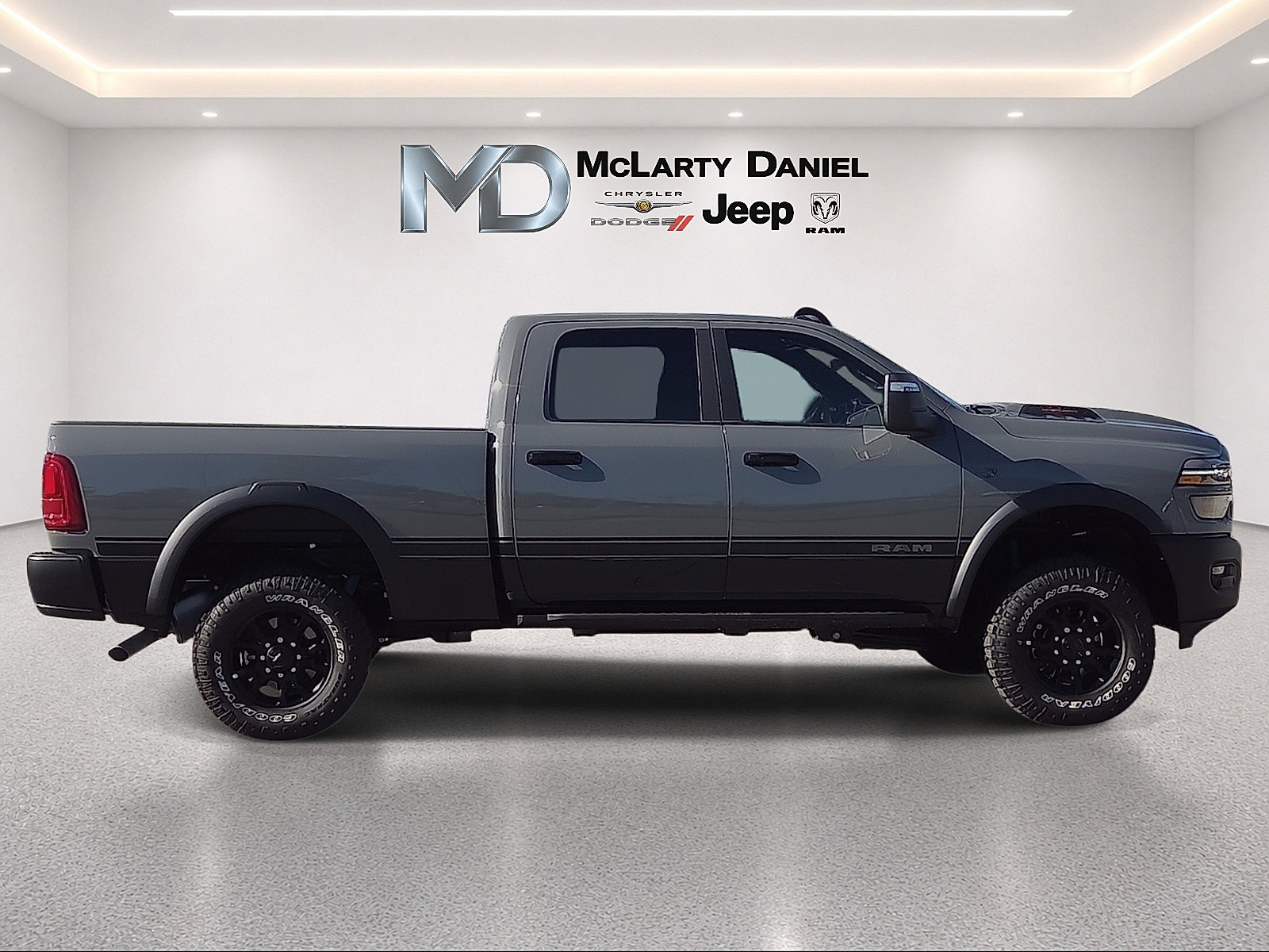 New 2027 RAM 2500 4x4 Crew Cab image 6