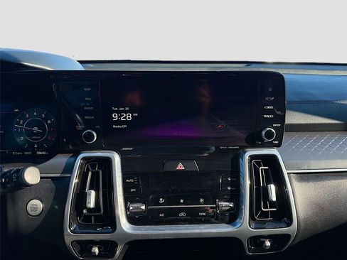 Used 2022 Kia Sorento SX image 15