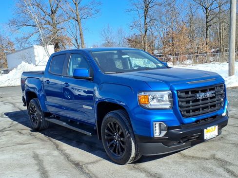 Used 2022 GMC Canyon Elevation image 1