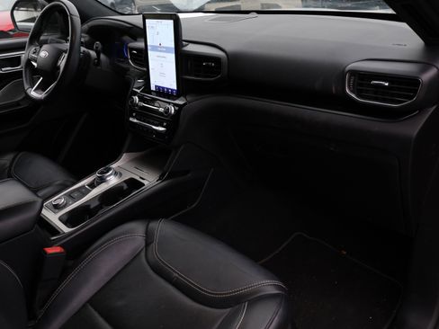 Used 2021 Ford Explorer ST w/ Equipment Group 401A image 10