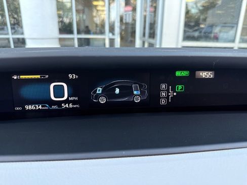 Used 2016 Toyota Prius Two image 31