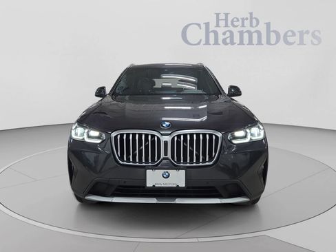 Used 2022 BMW X3 xDrive30i w/ Premium Package 2 (ZPA) AWD/4WD image 2