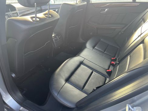 Used 2012 Mercedes-Benz E 350 4MATIC Sedan image 10