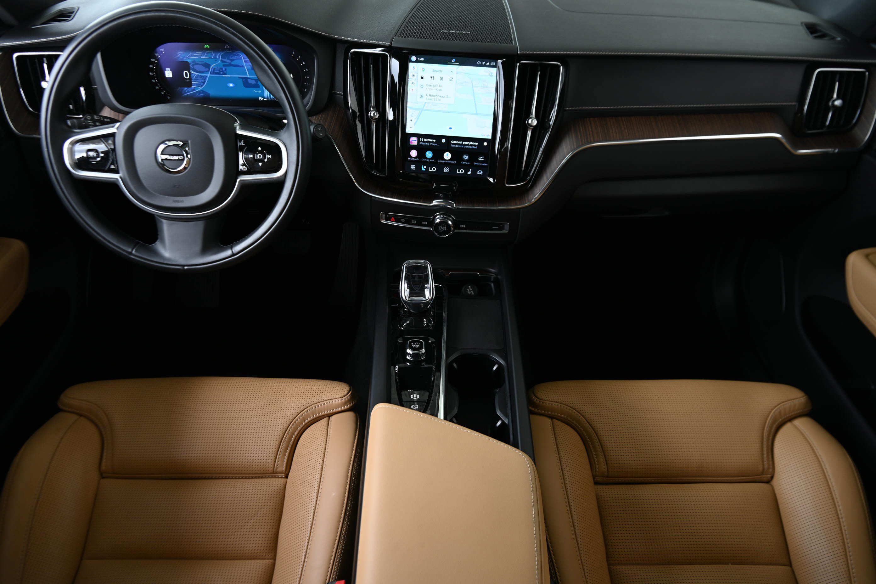 Used 2022 Volvo XC60 B5 Inscription w/ Advanced Package FWD image 14