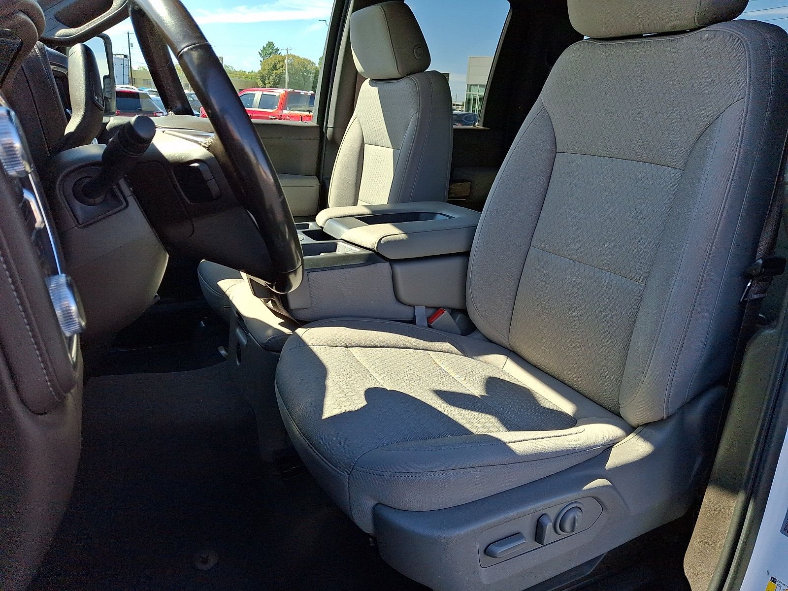 Used 2022 GMC Sierra 3500 SLE w/ SLE Value Package AWD/4WD image 13