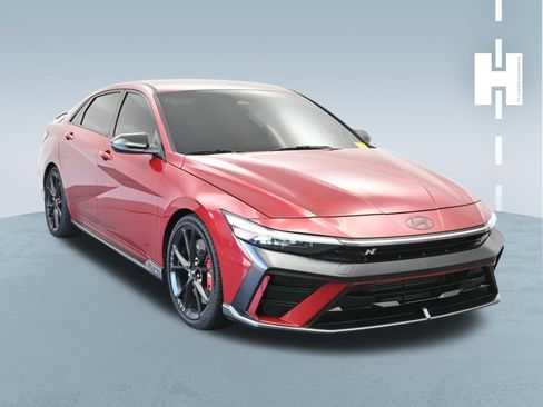 Used 2025 Hyundai Elantra N FWD image 3
