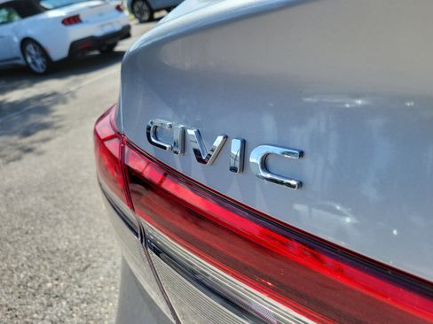 Used 2024 Honda Civic Sport image 10